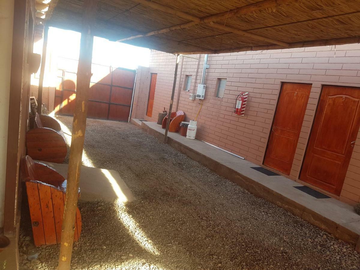 Hostal Nuevo Sol Y Viento Vandrarhem San Pedro de Atacama Exteriör bild