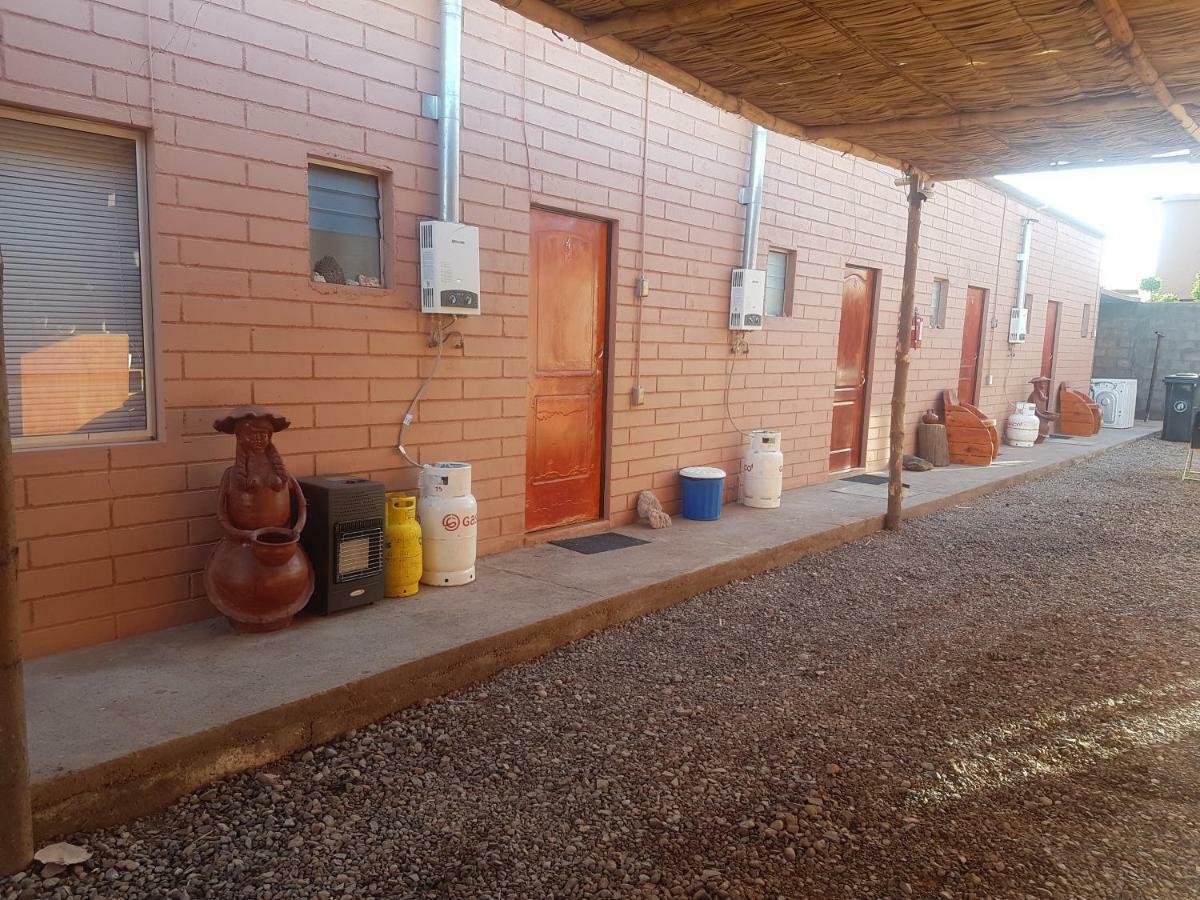 Hostal Nuevo Sol Y Viento Vandrarhem San Pedro de Atacama Exteriör bild